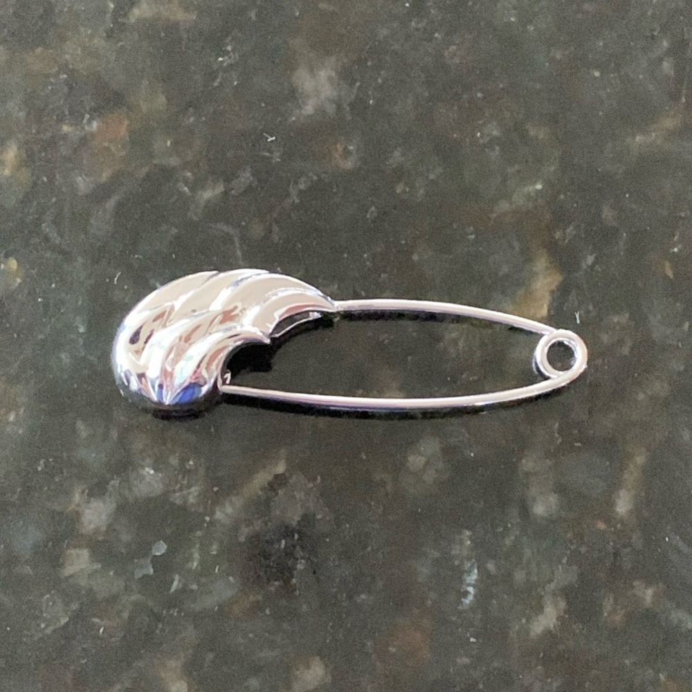 Margo Manhattan Wing Safety Pin Brooch. Sterling Silver 925